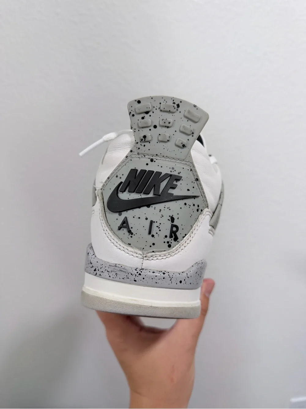Jordan Retro 4 White Cement Grey Black Sneakers